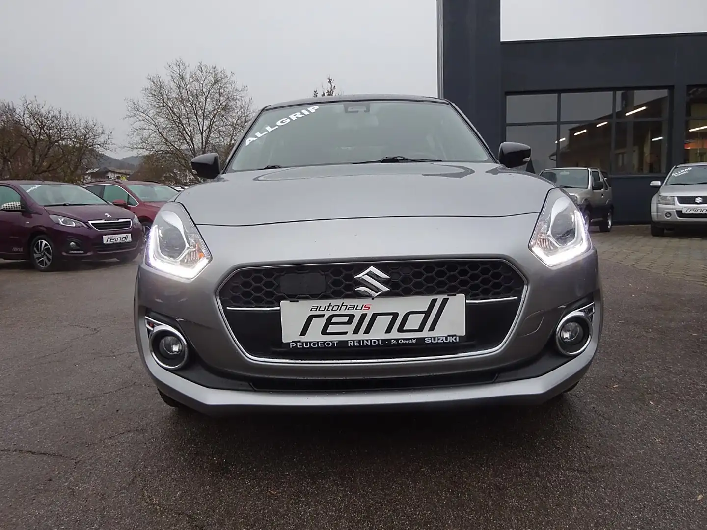 Suzuki Swift 1,2 DualJet Hybrid Allgrip Flash,1.Besitz,Navi,... Silber - 2