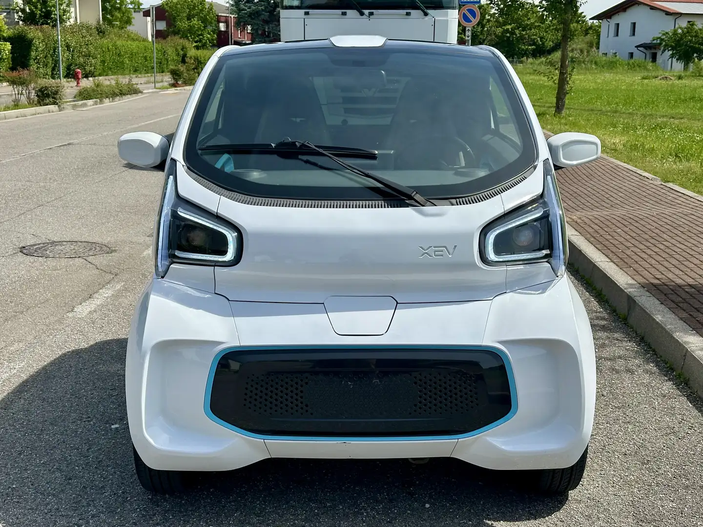 XEV Yoyo guidabile dai 16 con patente B1 motociclo pesante Fehér - 2