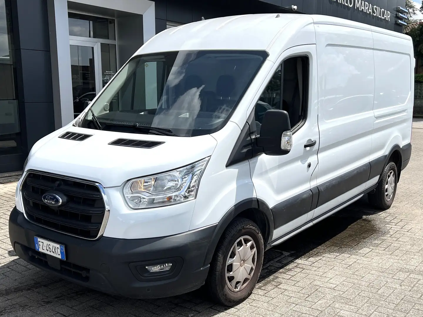 Ford Transit EcoBlue MHEV 130CV PL-TM Trend Weiß - 1