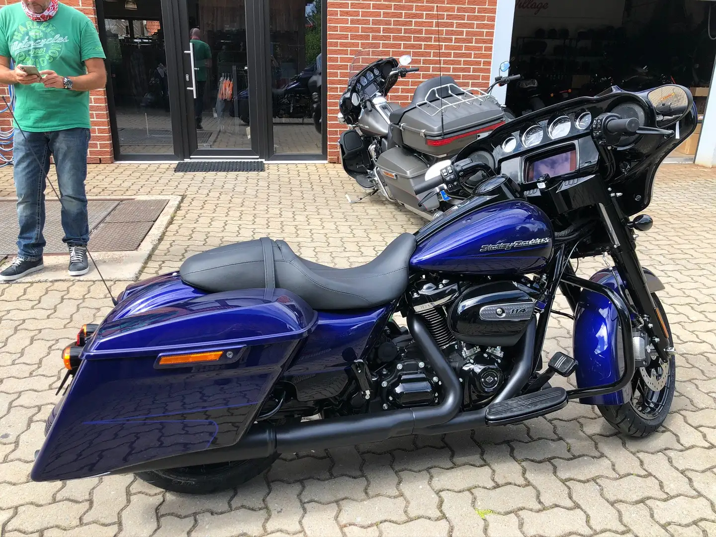 Harley-Davidson Street Glide Special 114 JEKILL&HYDE Blau - 2