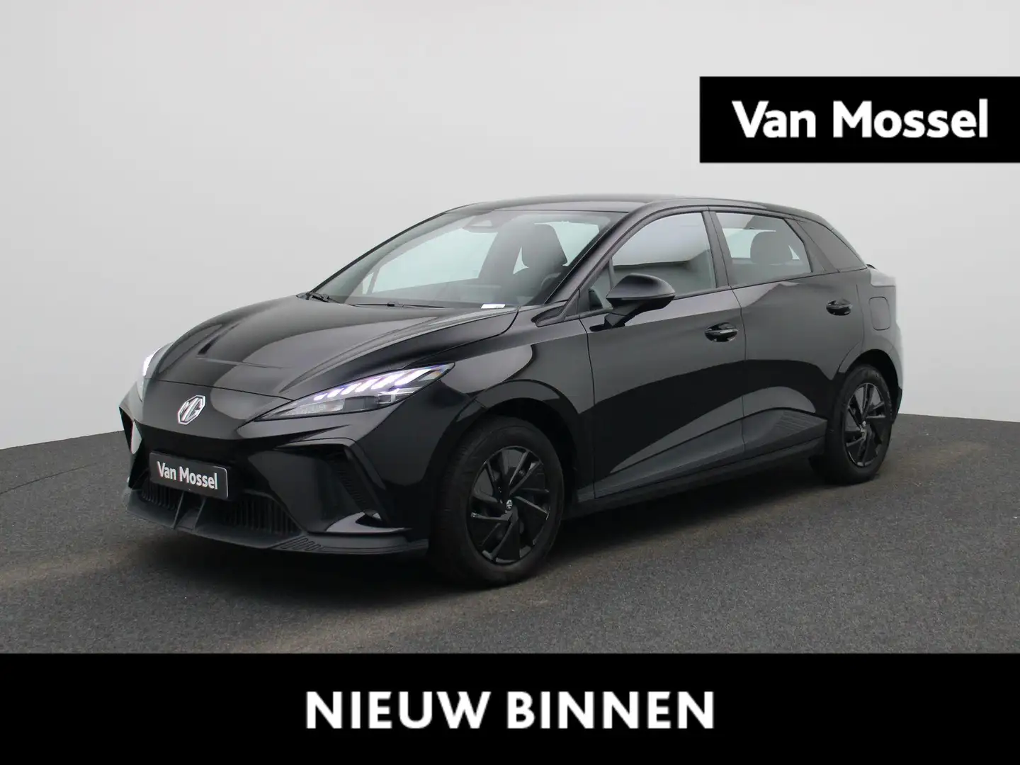 MG MG4 Electric Standard 51 kWh AUTOMAAT | Apple Carplay Zwart - 1