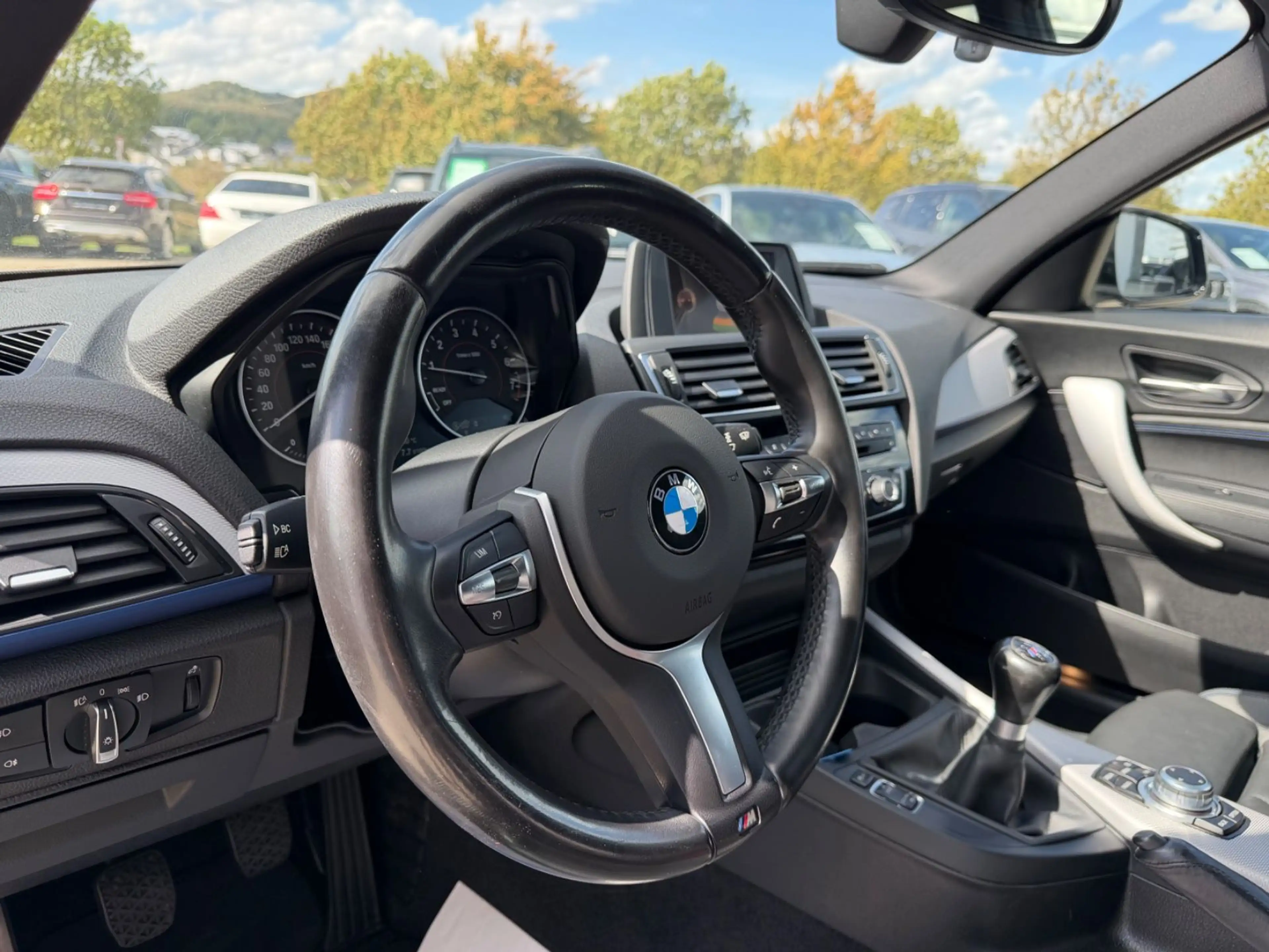 BMW 120 1 Limousine 3-trg. 120 i M Sport — photo 9