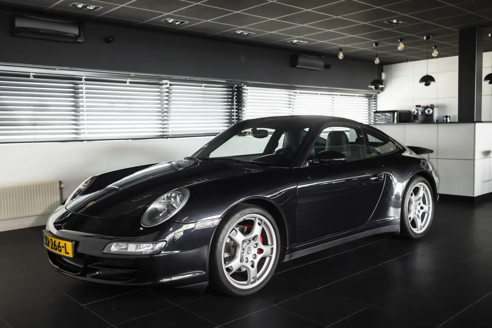 Porsche 997 997 3.8 Carrera 4S Zwart - 2