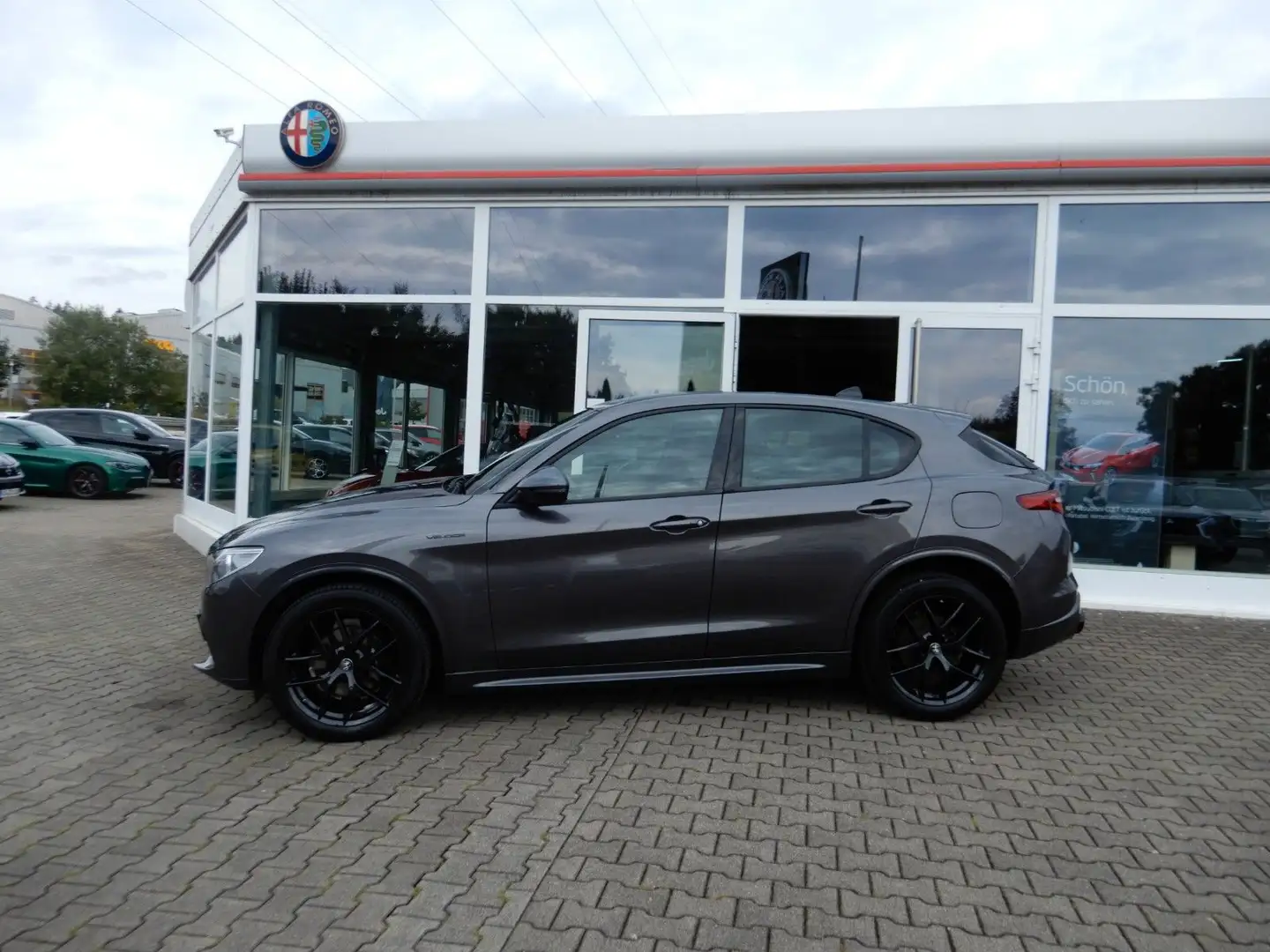 Alfa Romeo Stelvio 280 PS Veloce Q4 Pano Navi Leder 20 Zoll Gris - 1