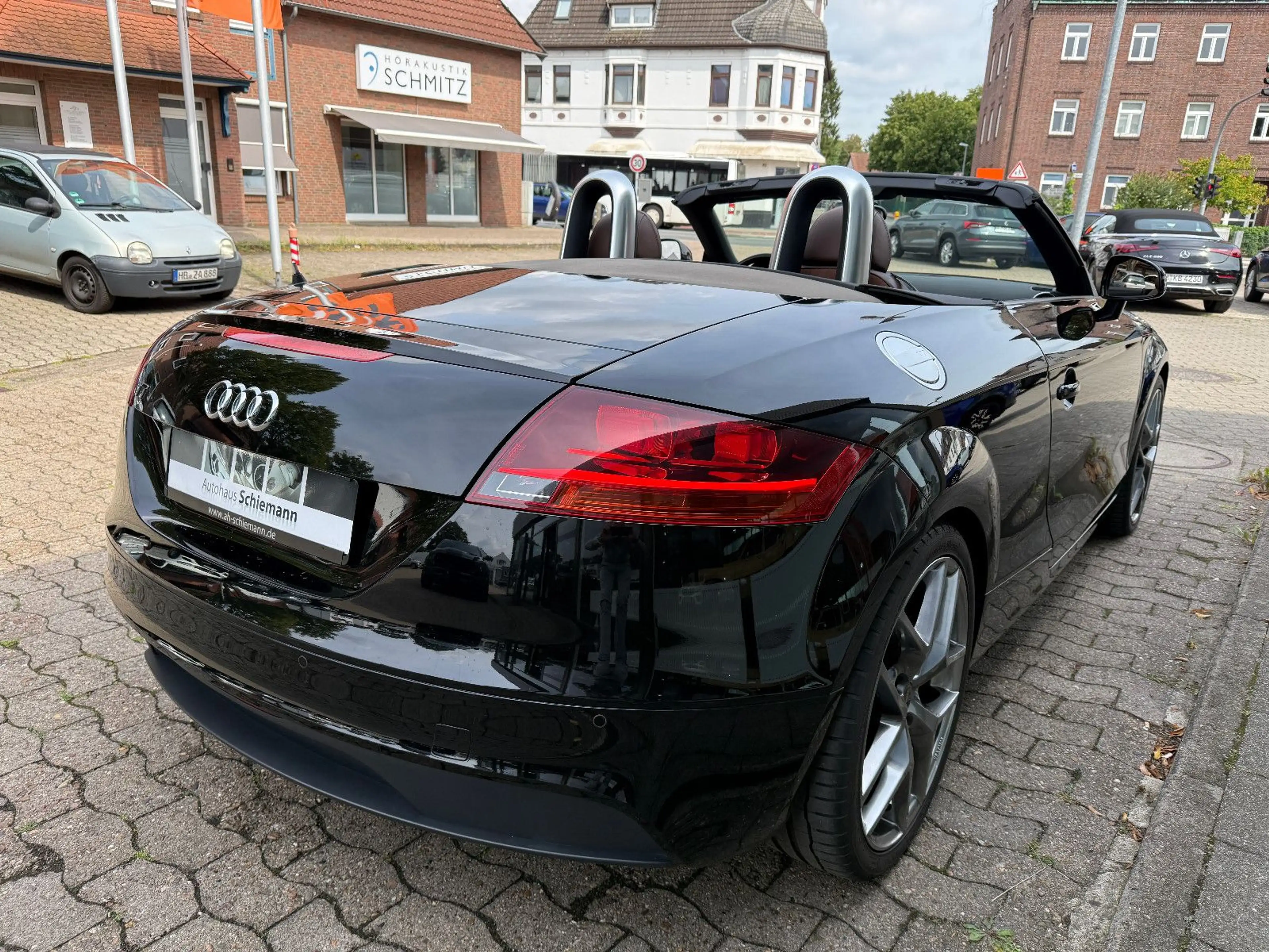 Audi TT Roadster 1.8 TFSI LEDER/XENON/NAVI/SITZHZG. — photo 8