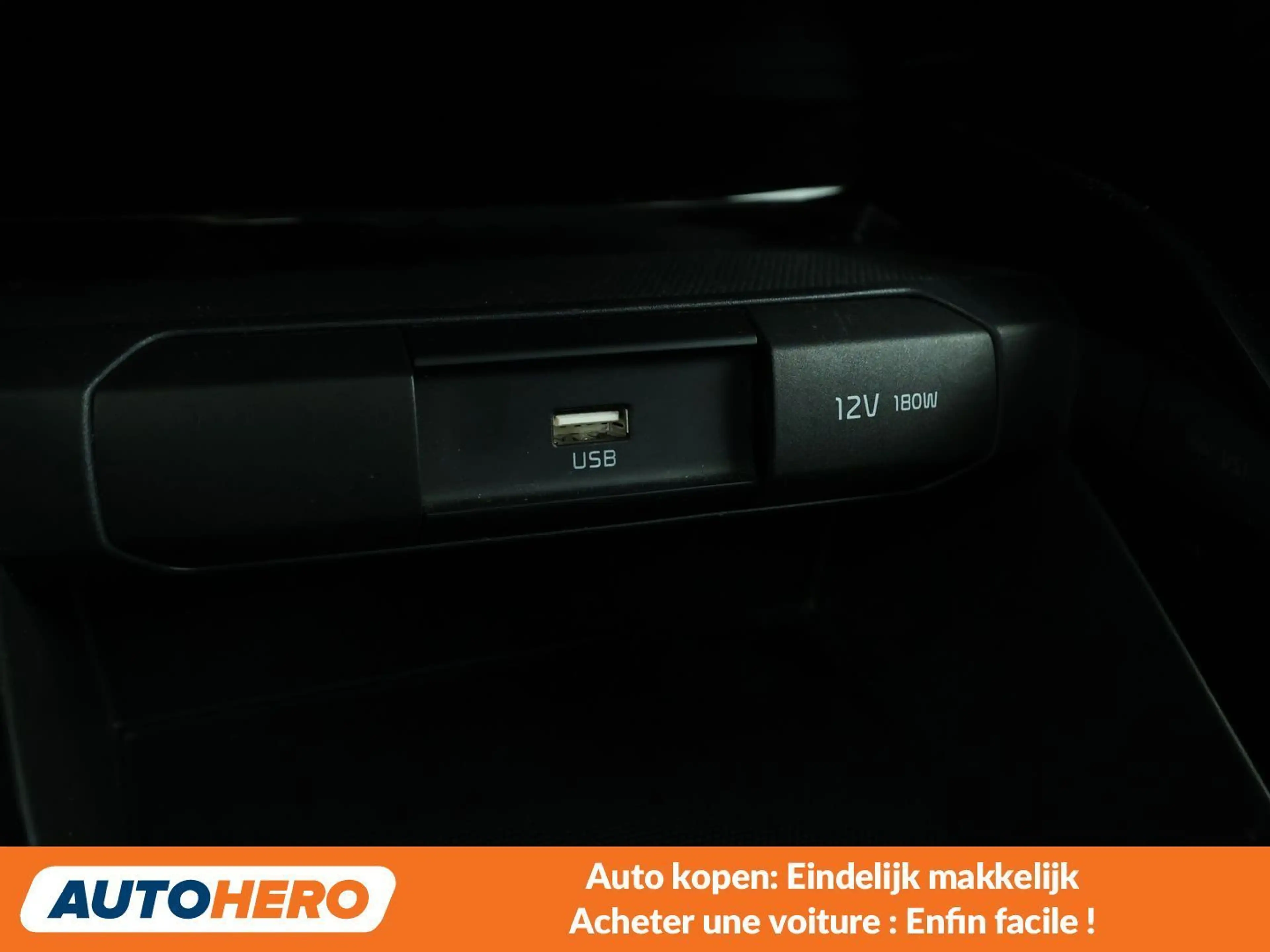 Kia Stonic 1.0 TGDI Vision — photo 14