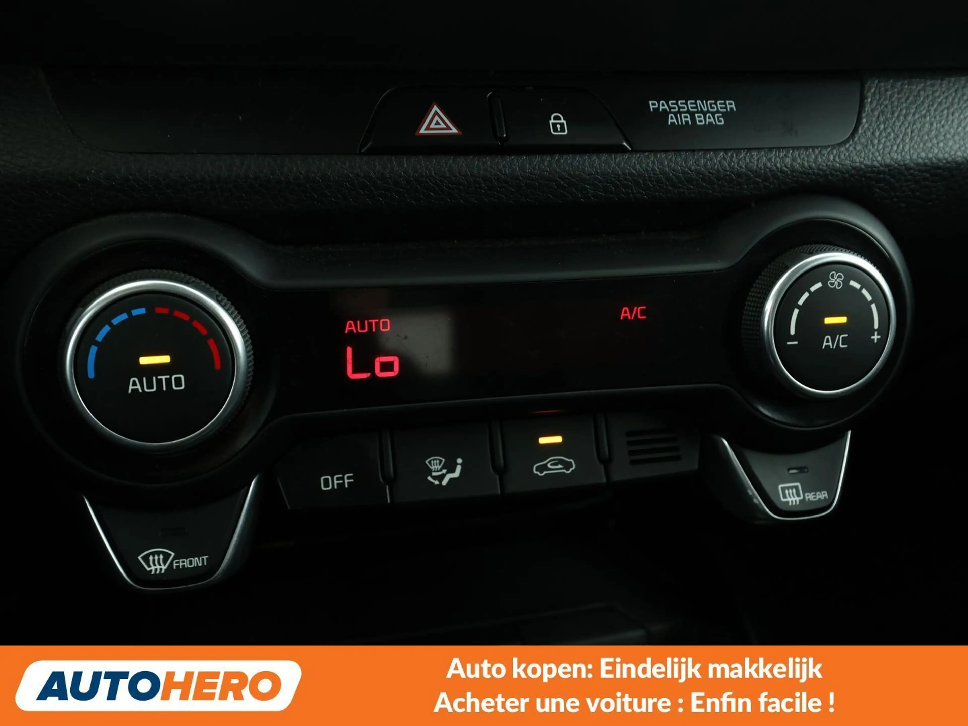 Kia Stonic 1.0 TGDI Vision — photo 13