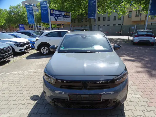 Opel Corsa view 2