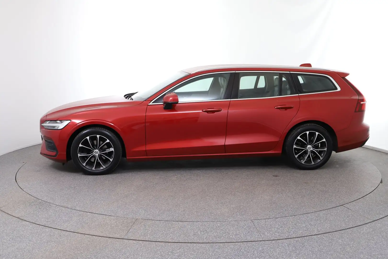 Volvo V60 D3 Momentum Pro Geartronic Rot - 2