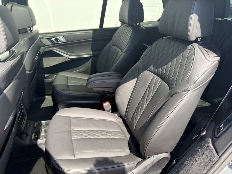 BMW X7 xDrive40d M Sportpaket *verfügbar ab 03.2027* — photo 8