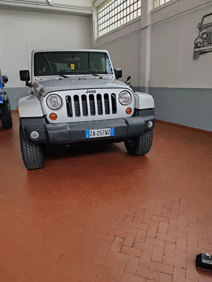 Jeep Wrangler Sahara 2800 CRD Grigio - 1