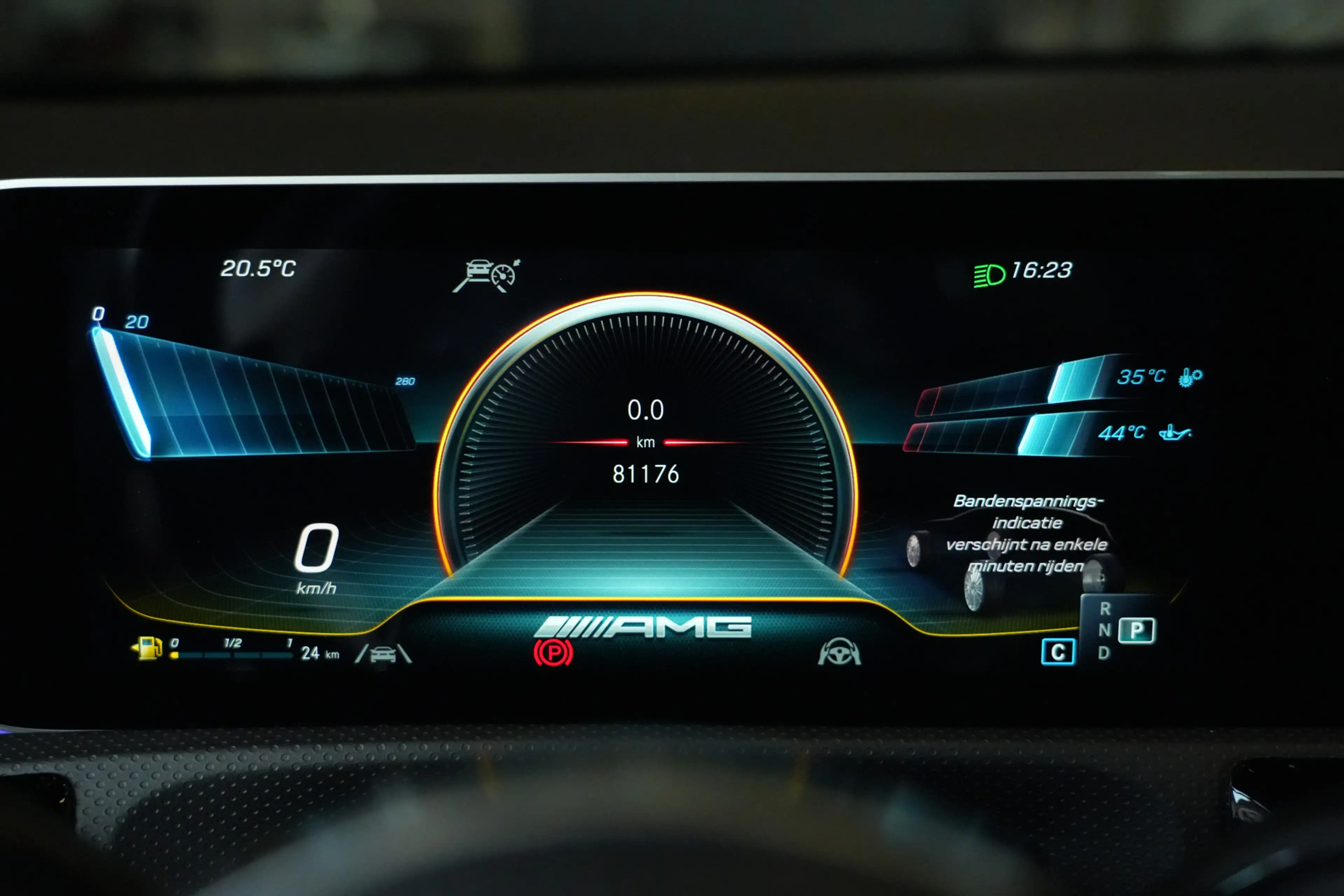 Mercedes-Benz A 35 AMG 4MATIC EDITION 1 306pk Stoelverwarming/Performance — photo 18