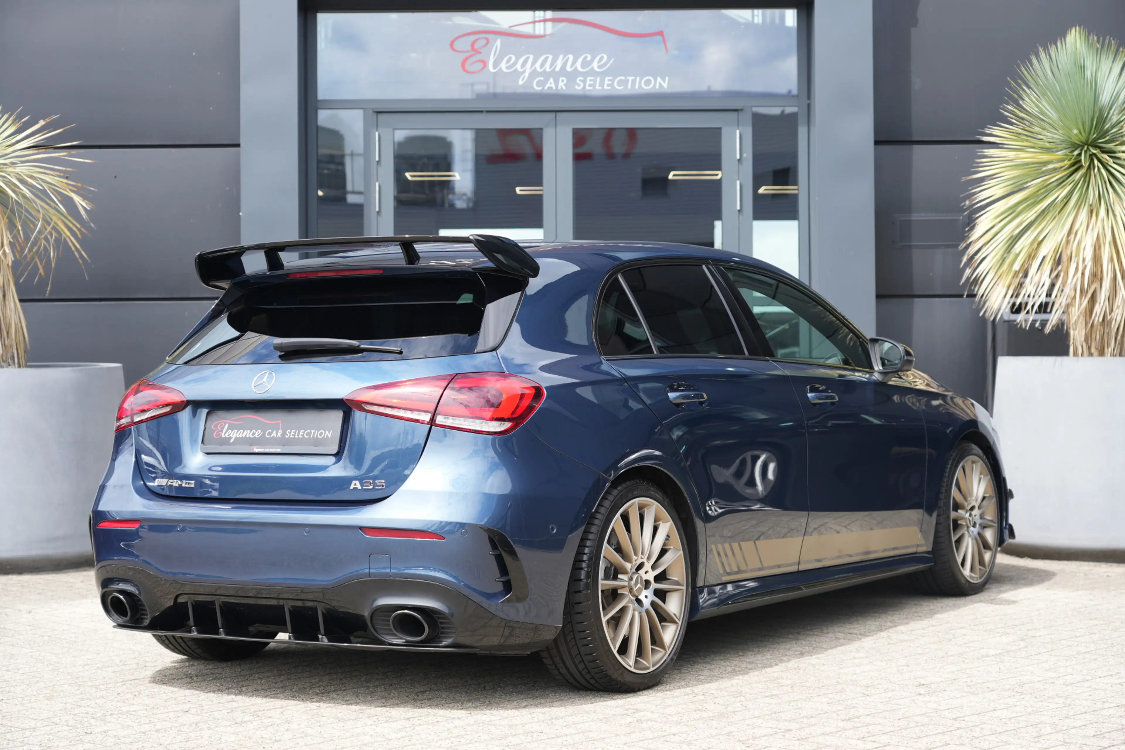 Mercedes-Benz A 35 AMG 4MATIC EDITION 1 306pk Stoelverwarming/Performance — photo 2