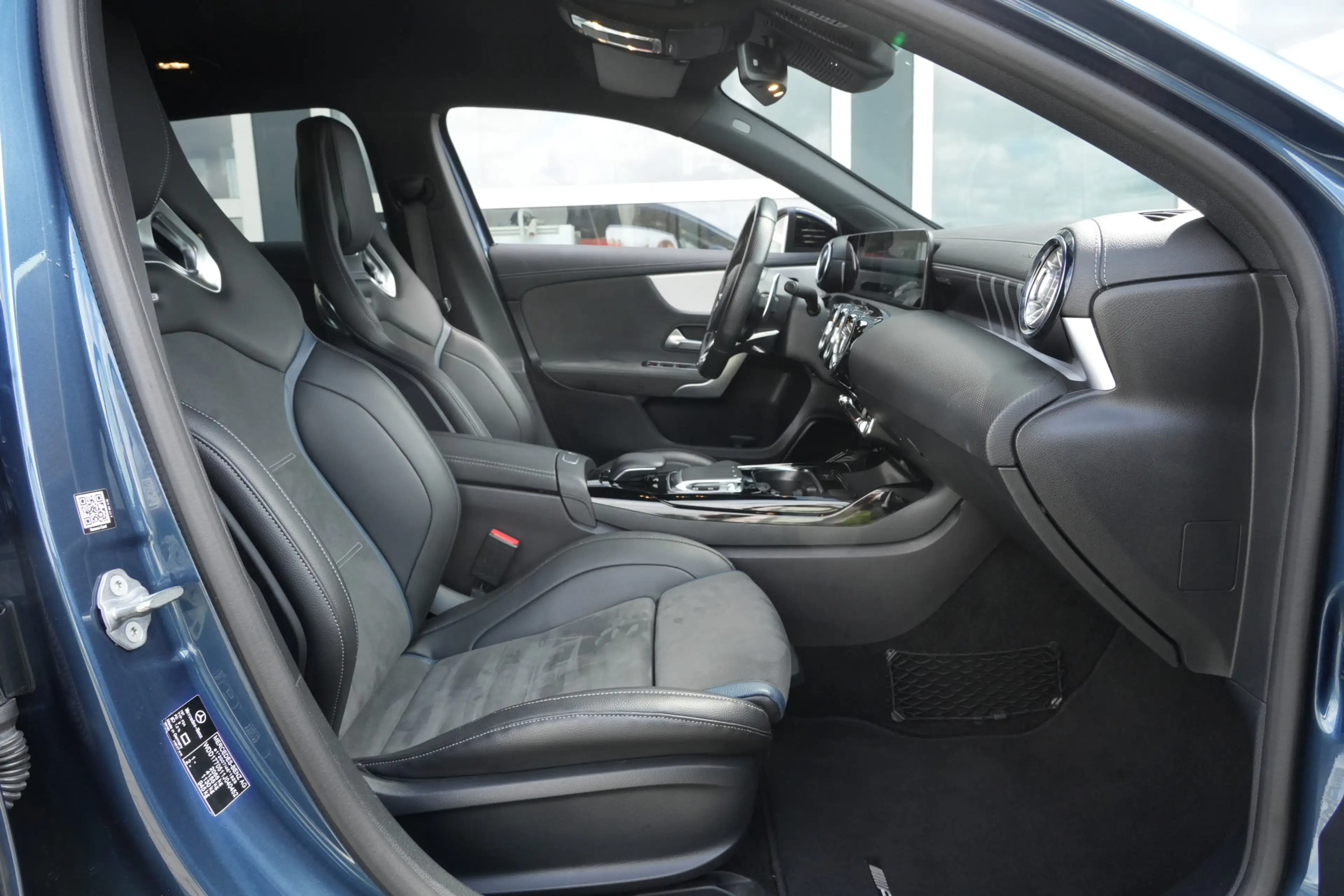Mercedes-Benz A 35 AMG 4MATIC EDITION 1 306pk Stoelverwarming/Performance — photo 9