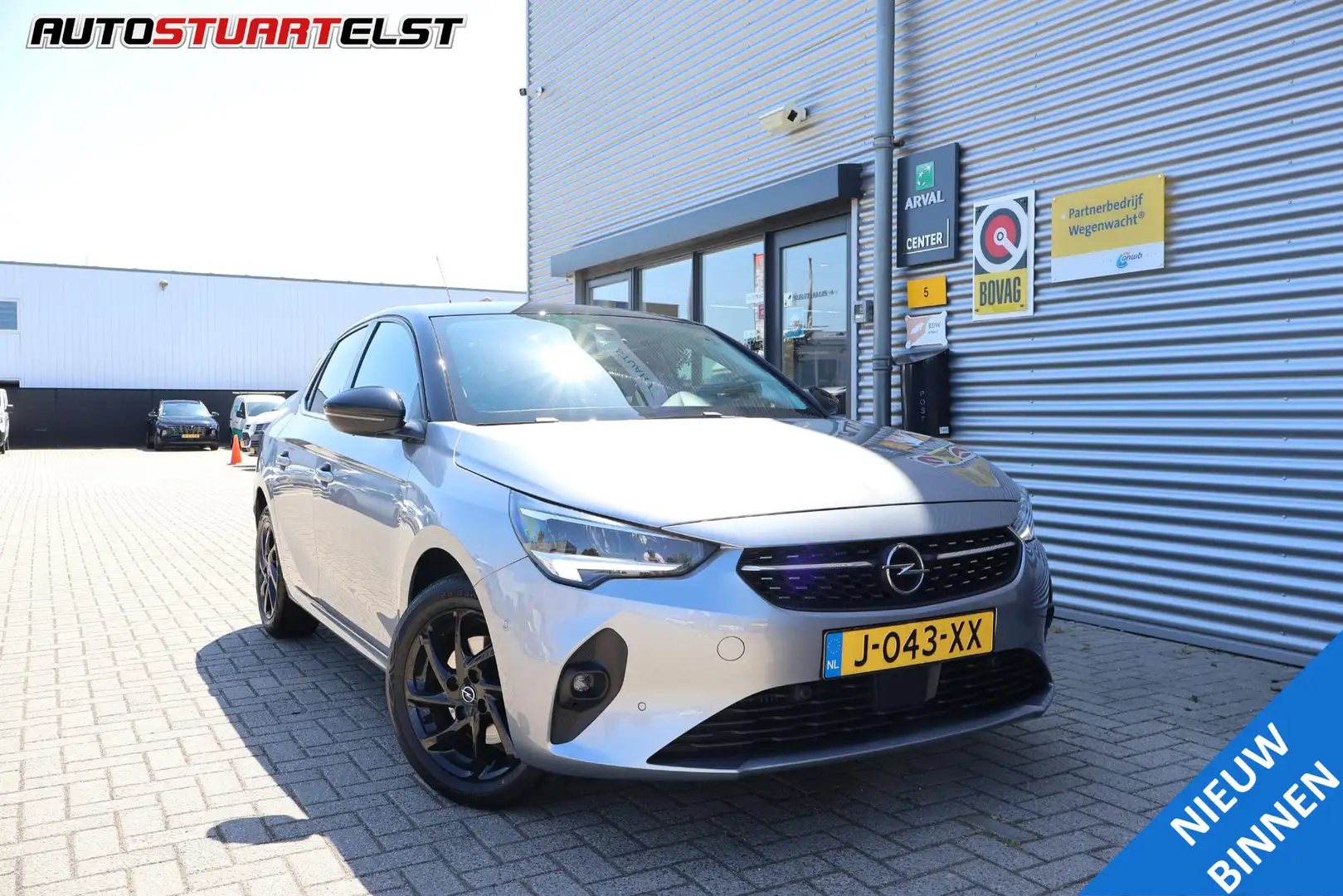 Opel Corsa 1.2 Elegance Carplay | Camera | PDC | LED | LMV | Grijs - 2