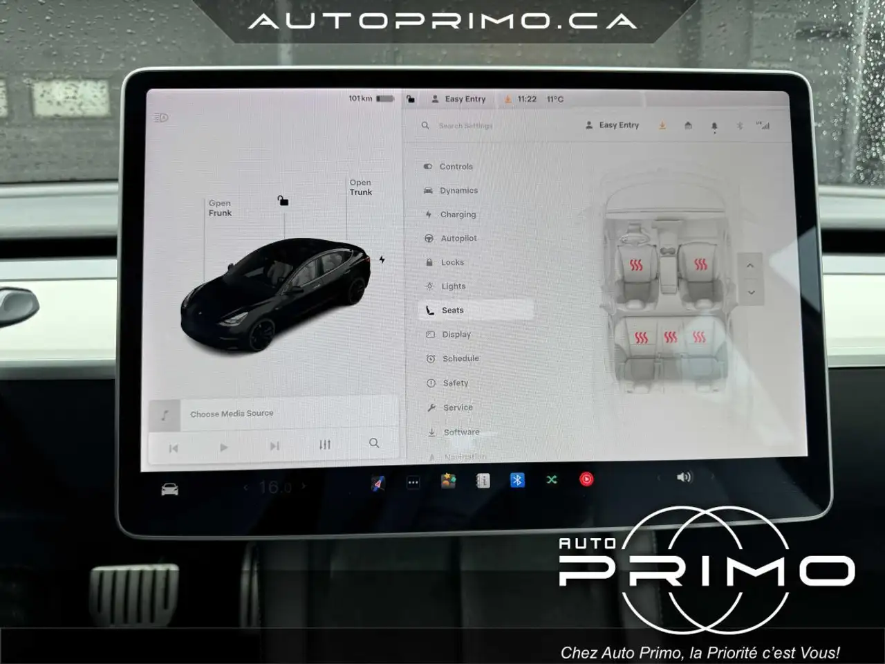 Tesla Model 3 снимка Tesla Model 3