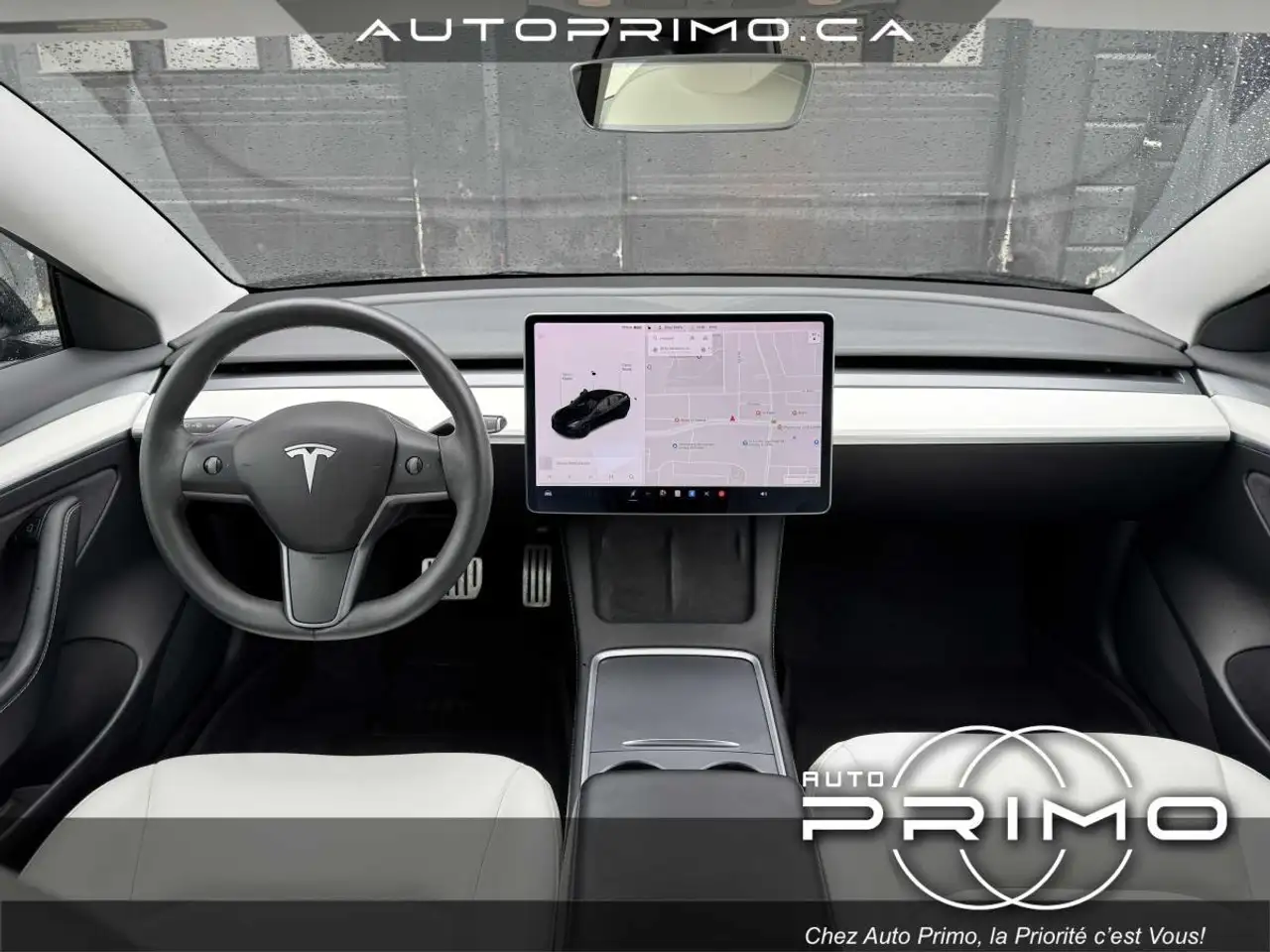 Tesla Model 3 снимка Tesla Model 3