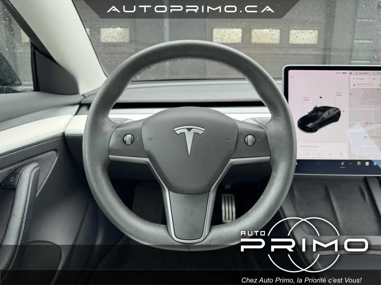 Tesla Model 3 снимка Tesla Model 3