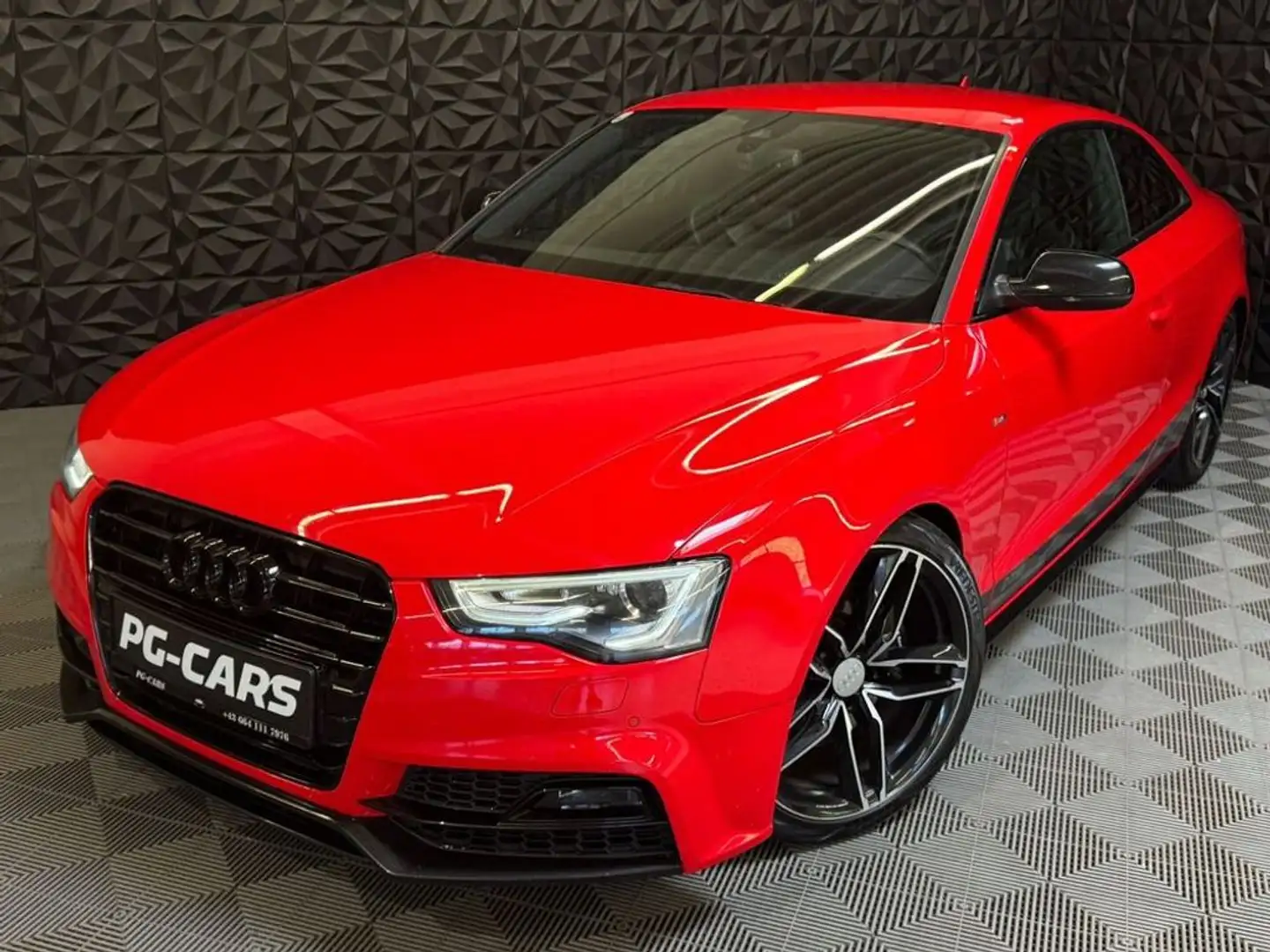 Audi A5 3.0 TDI quattro *DTM selection 2015* Červená - 1