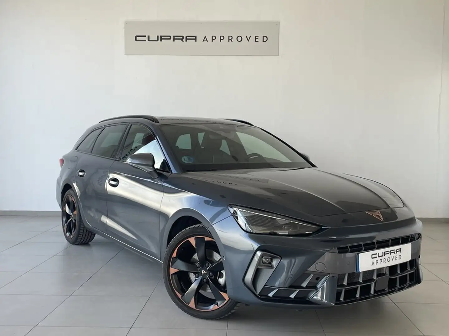 CUPRA Leon Sportstourer 1.5 eTSI 110 DSG Gris - 1