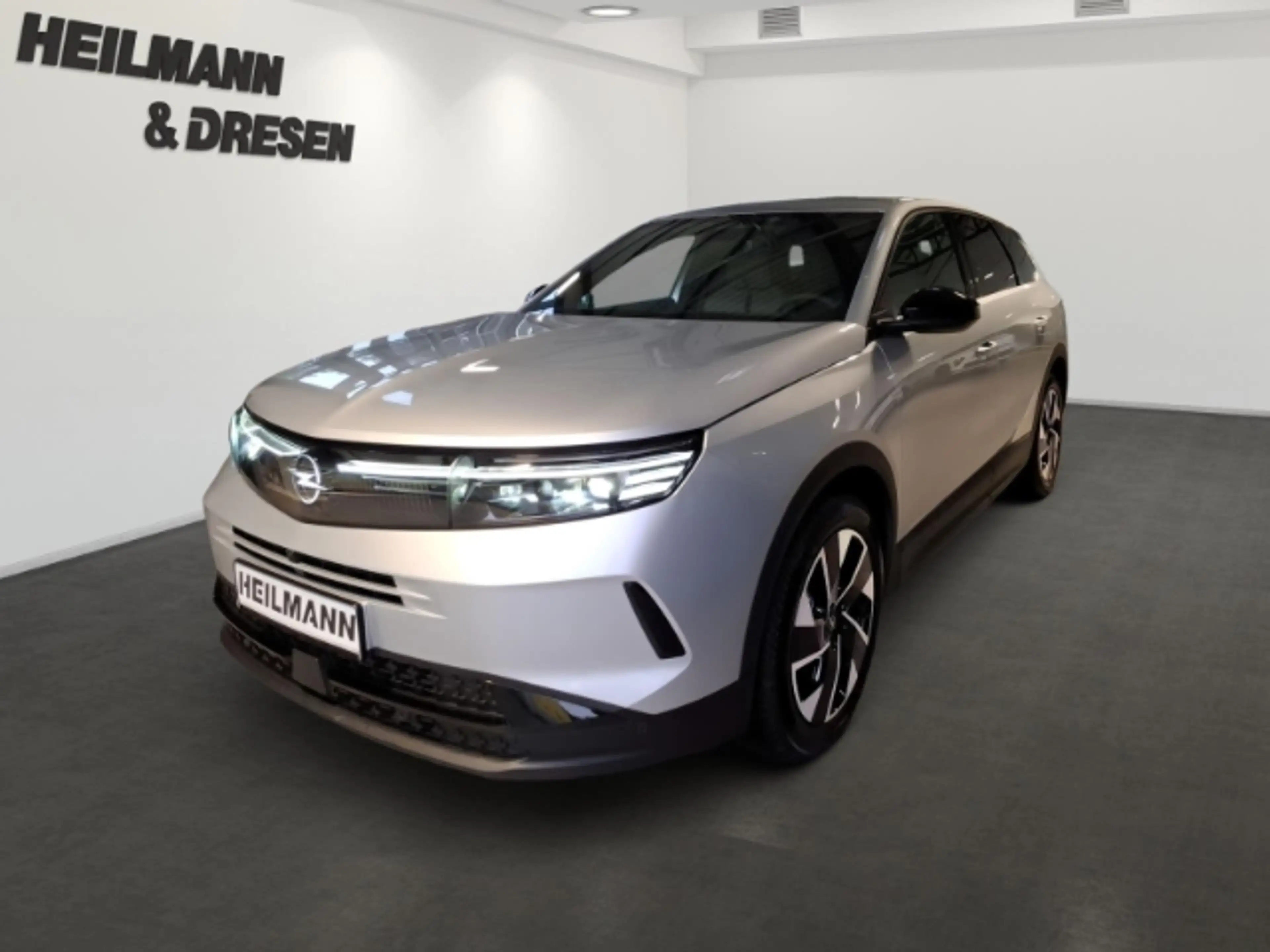 Opel Grandland GS 1,2 Hybrid Automatik/Navi/HUD/Lenkrad/Sitzheizu