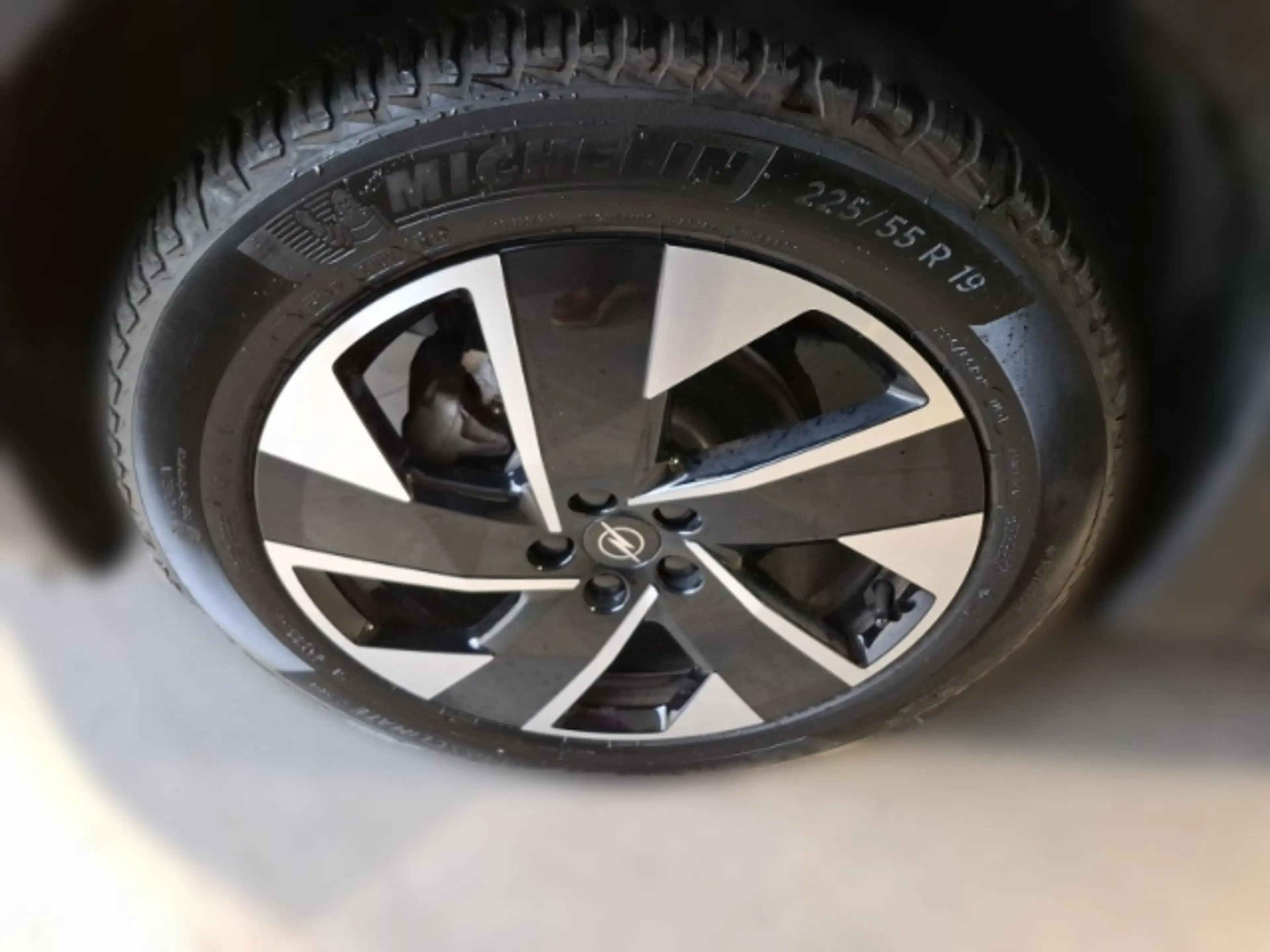 Opel Grandland GS 1,2 Hybrid Automatik/Navi/HUD/Lenkrad/Sitzheizu — photo 6