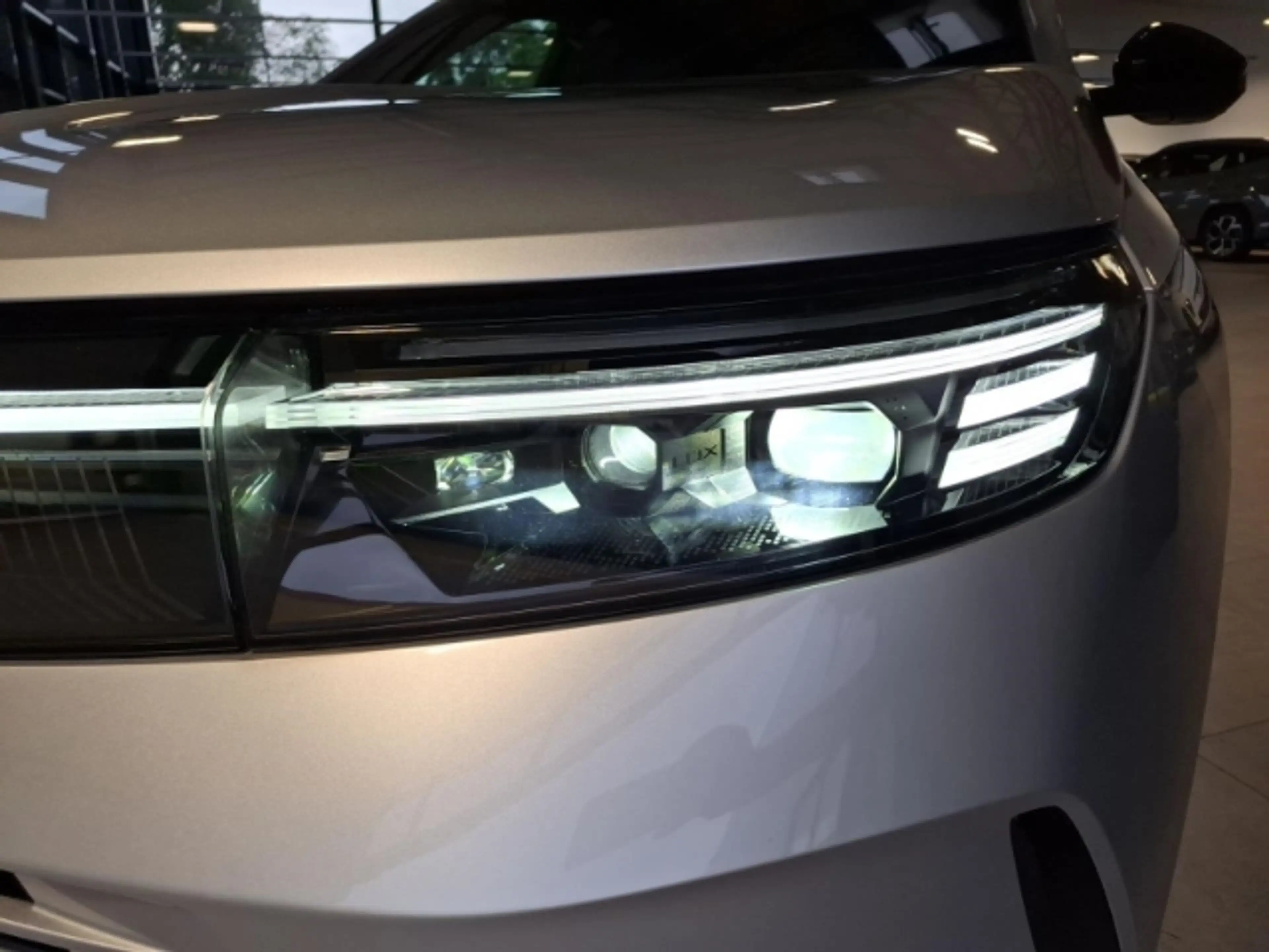 Opel Grandland GS 1,2 Hybrid Automatik/Navi/HUD/Lenkrad/Sitzheizu — photo 5