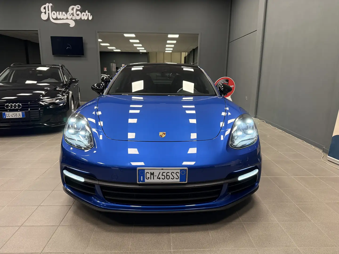 Porsche Panamera 2.9 4 Executive BENZINA PURA awd Blau - 2