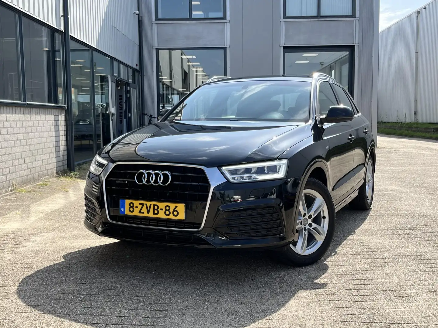 Audi Q3 2.0 TFSI quattro Sport Pro Line S | NL Auto/Voll.H Schwarz - 2