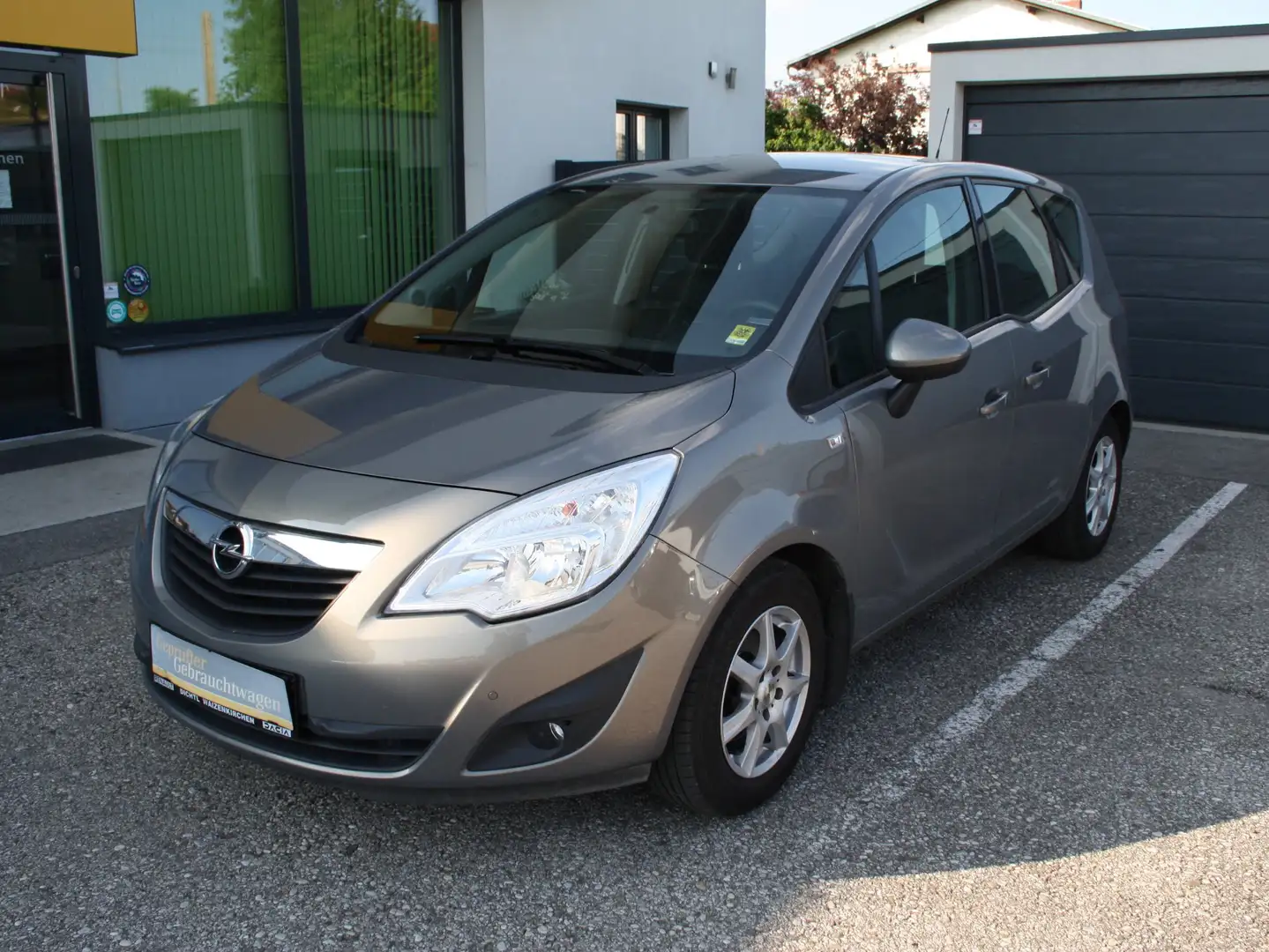 Opel Meriva 1,4 Twinport Edition Brown - 2