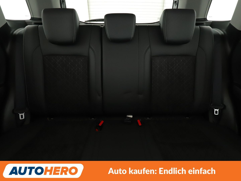 Suzuki Vitara 1.4 BoosterJet Comfort + 4x4 Aut.*TEMPO*CAM*PDC* — photo 15