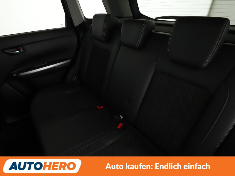 Suzuki Vitara 1.4 BoosterJet Comfort + 4x4 Aut.*TEMPO*CAM*PDC* — photo 14