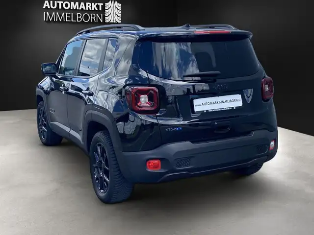 Jeep Renegade view 6