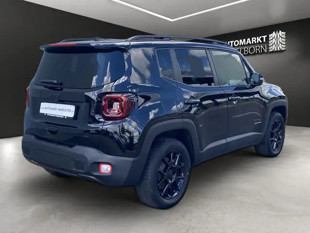 Jeep Renegade view 8