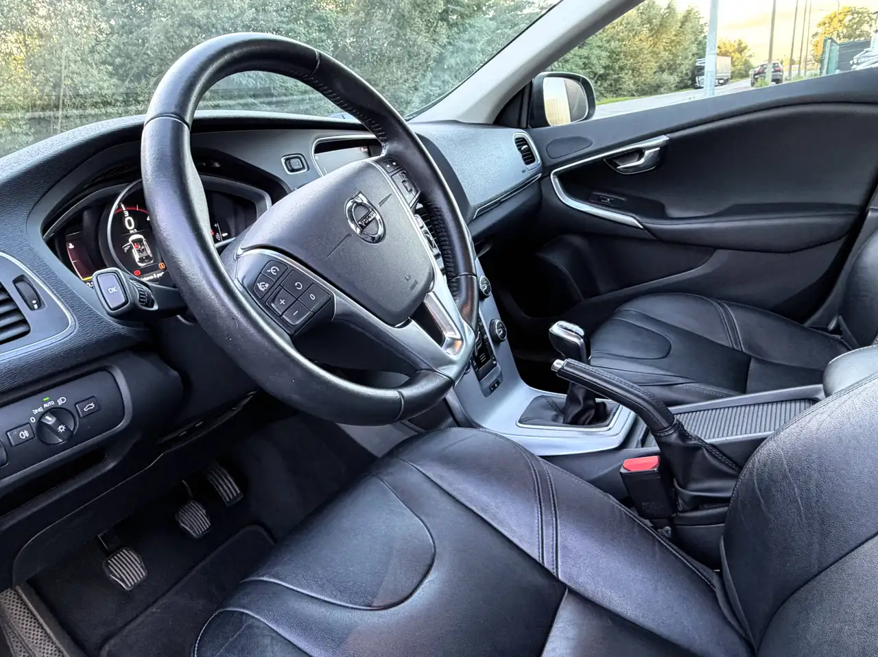 Volvo V40 — photo 16 sur 25
