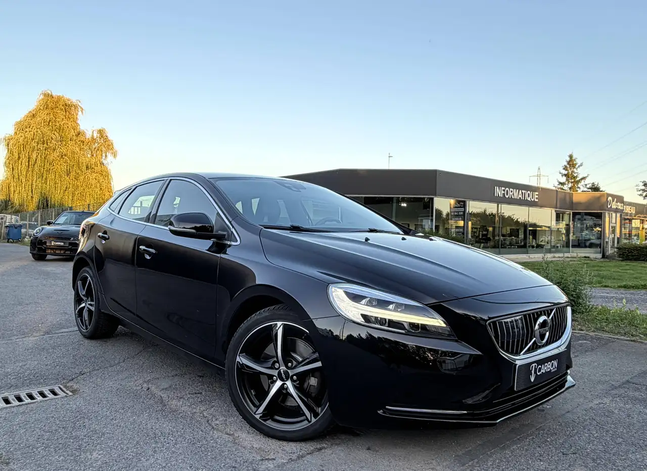 Volvo V40 — photo 8 sur 25