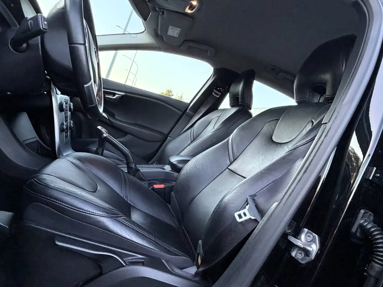 Volvo V40 — photo 14 sur 25