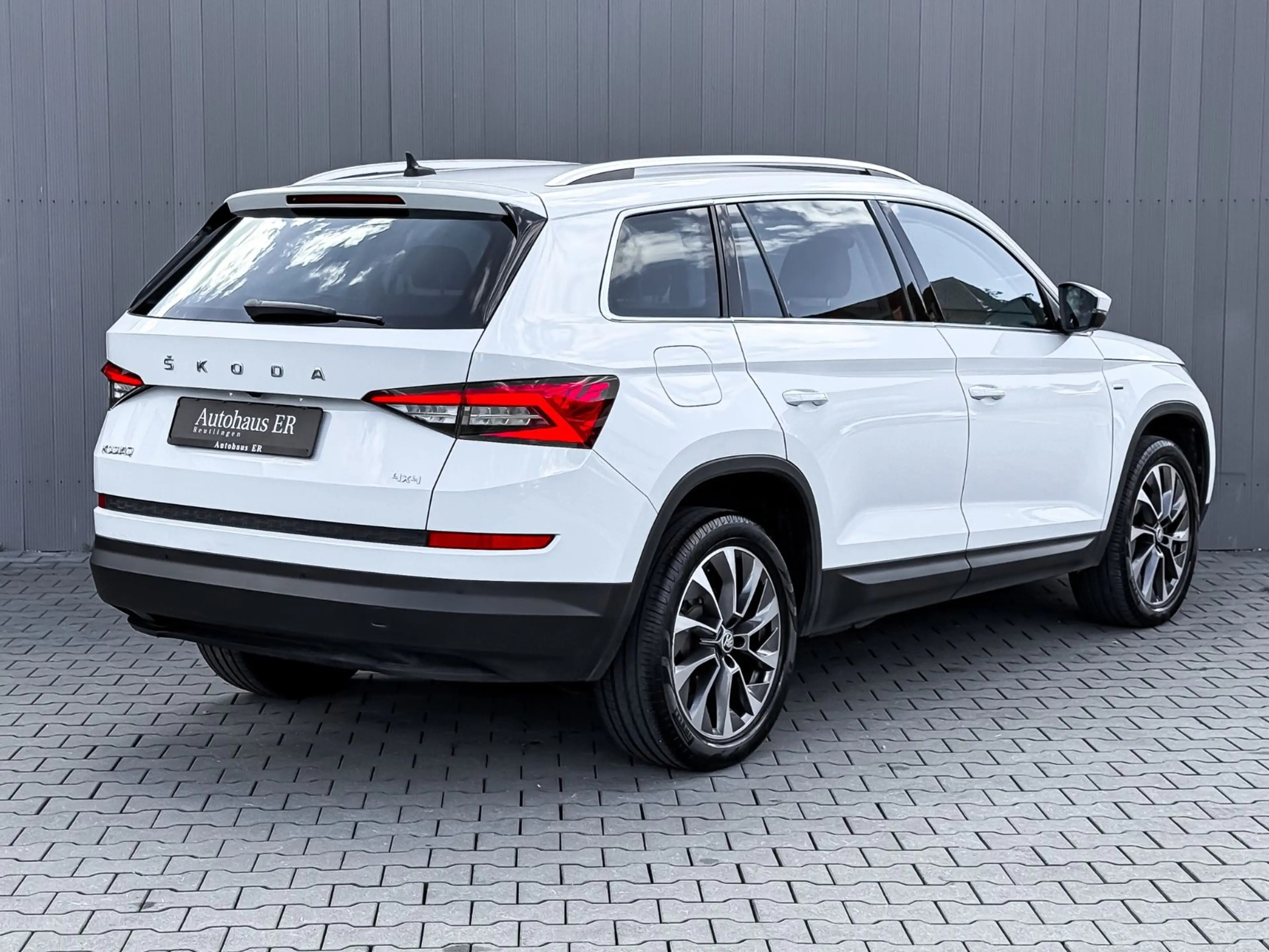 Skoda Kodiaq 4x4 DSG|ACC|LED|VIRTUAL|360|AHK|STANDHZ — photo 4