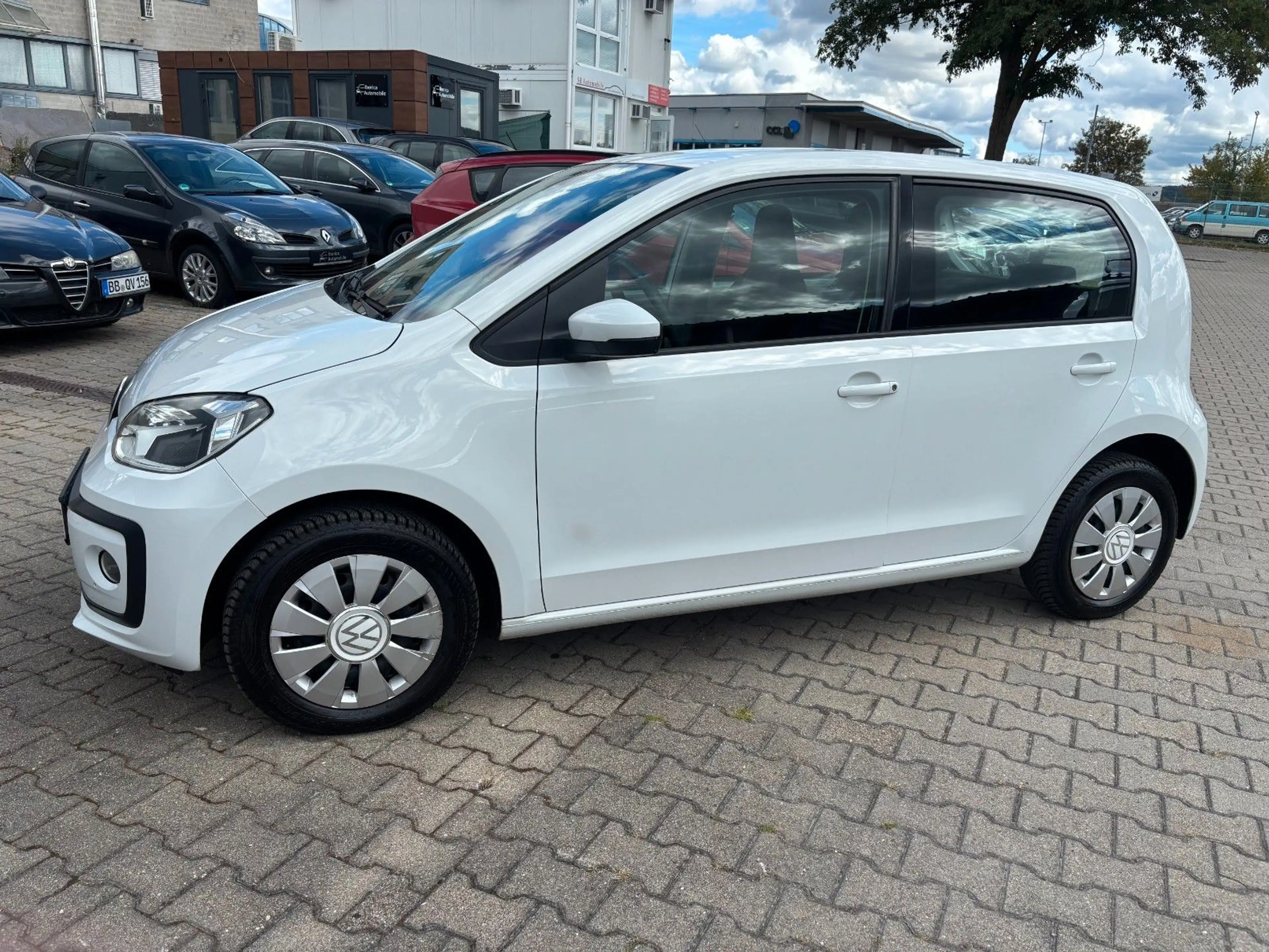 Volkswagen up! *KLIMA*4-Türer*SHZG*PDC*TEMP*KAMERA*SPUR*Eur6 — photo 9