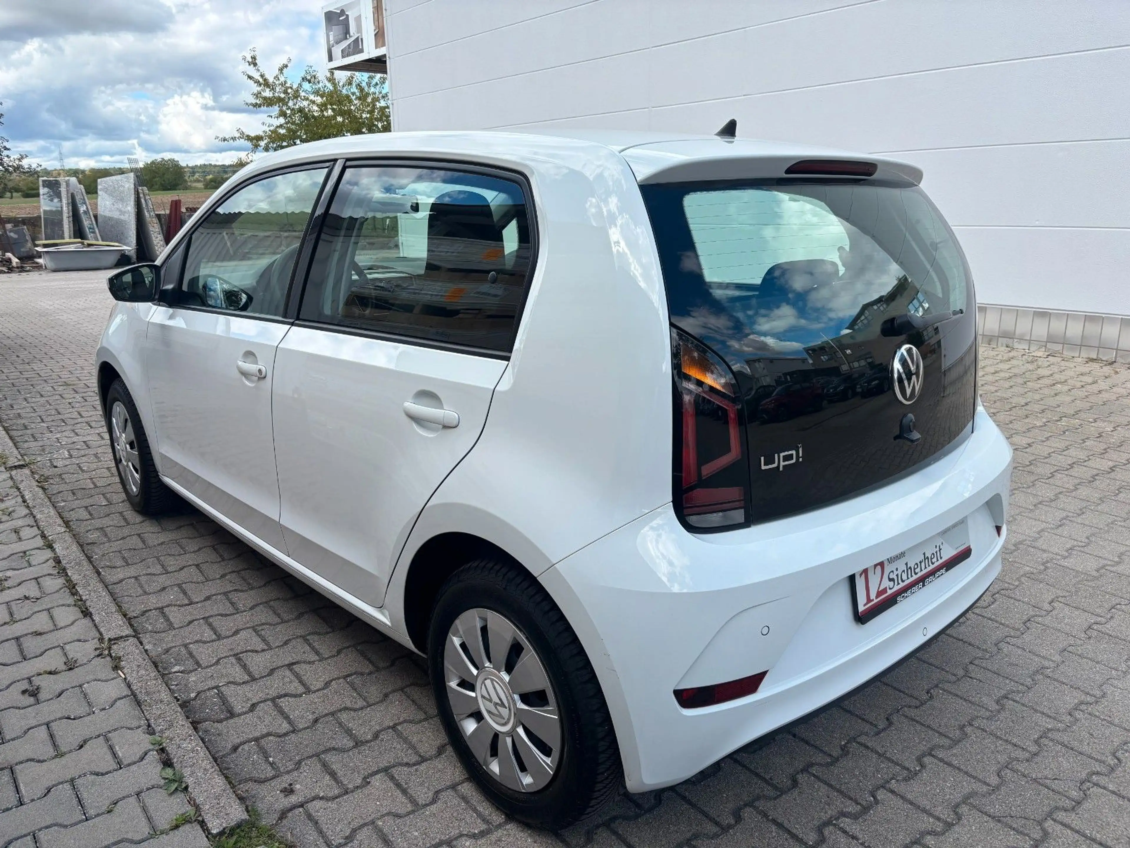 Volkswagen up! *KLIMA*4-Türer*SHZG*PDC*TEMP*KAMERA*SPUR*Eur6 — photo 4