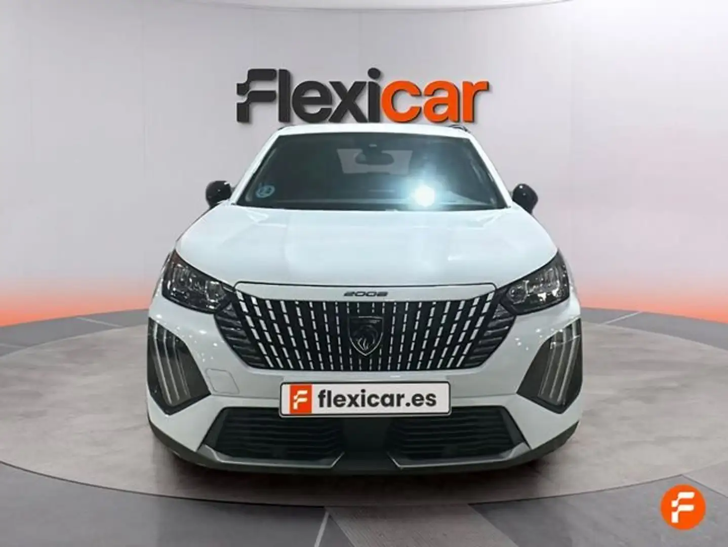 Peugeot 2008 Allure Gasolina 100 S&S 6 Vel. MAN Blanco - 2