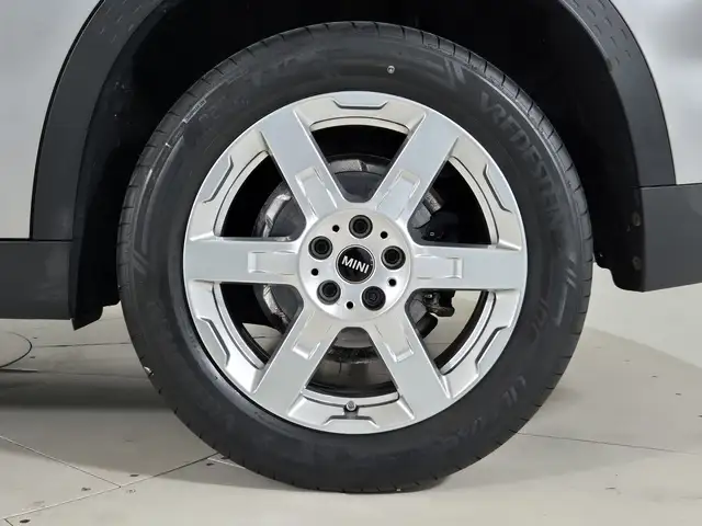 Mini Countryman view 14