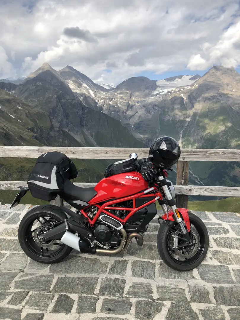 Ducati Monster 797 Plus - 2