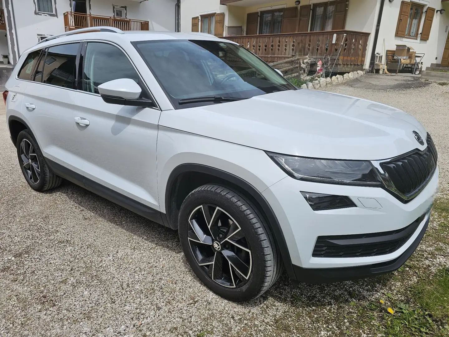 Skoda Kodiaq 2.0 tdi Style 4x4 dsg  + 2 treni gomme e cerchi Bianco - 1