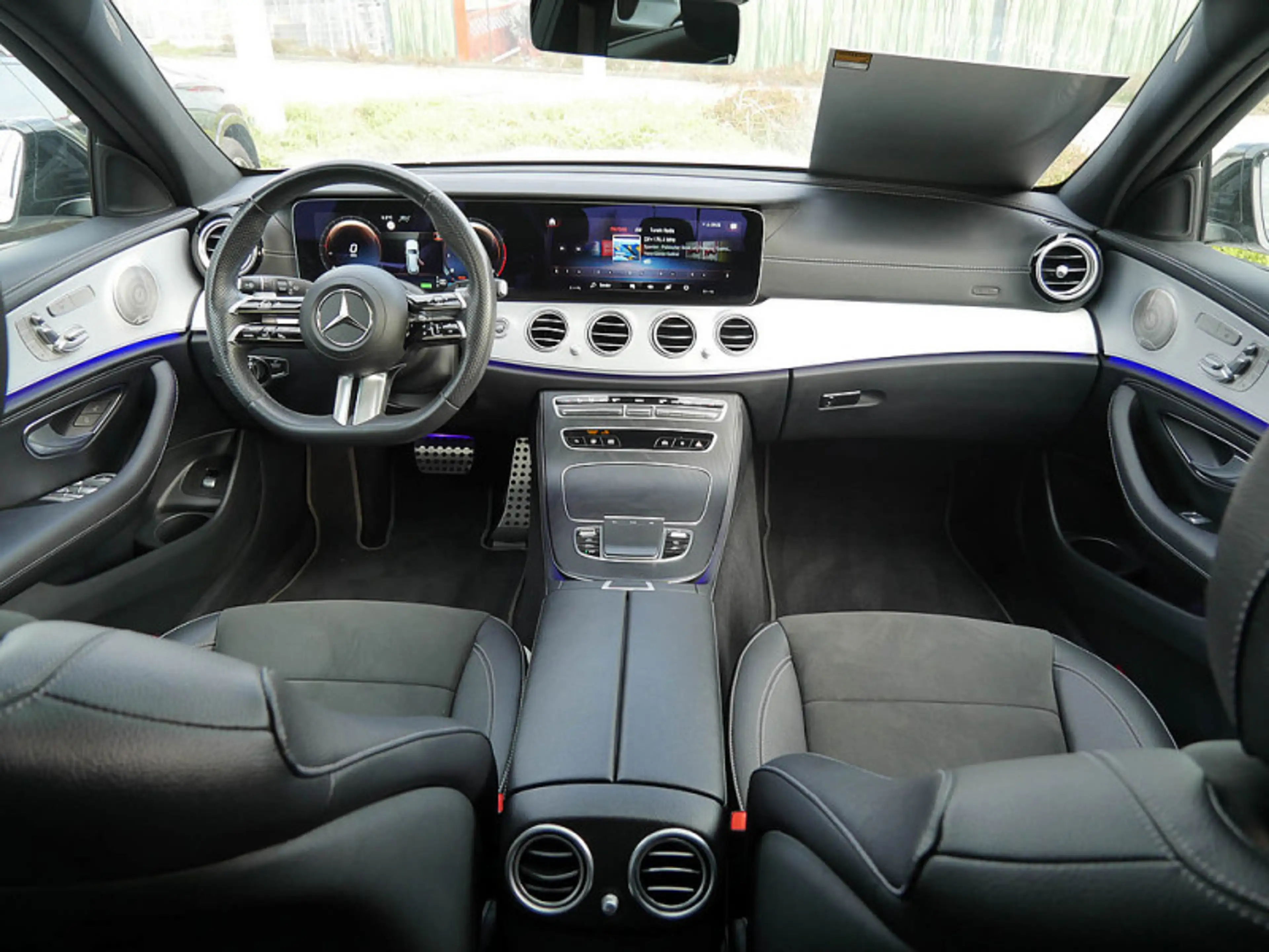 Mercedes-Benz E 450 T 4M AMG BURM NIGHT WIDE MEMO 360 AHK SPUR — photo 9