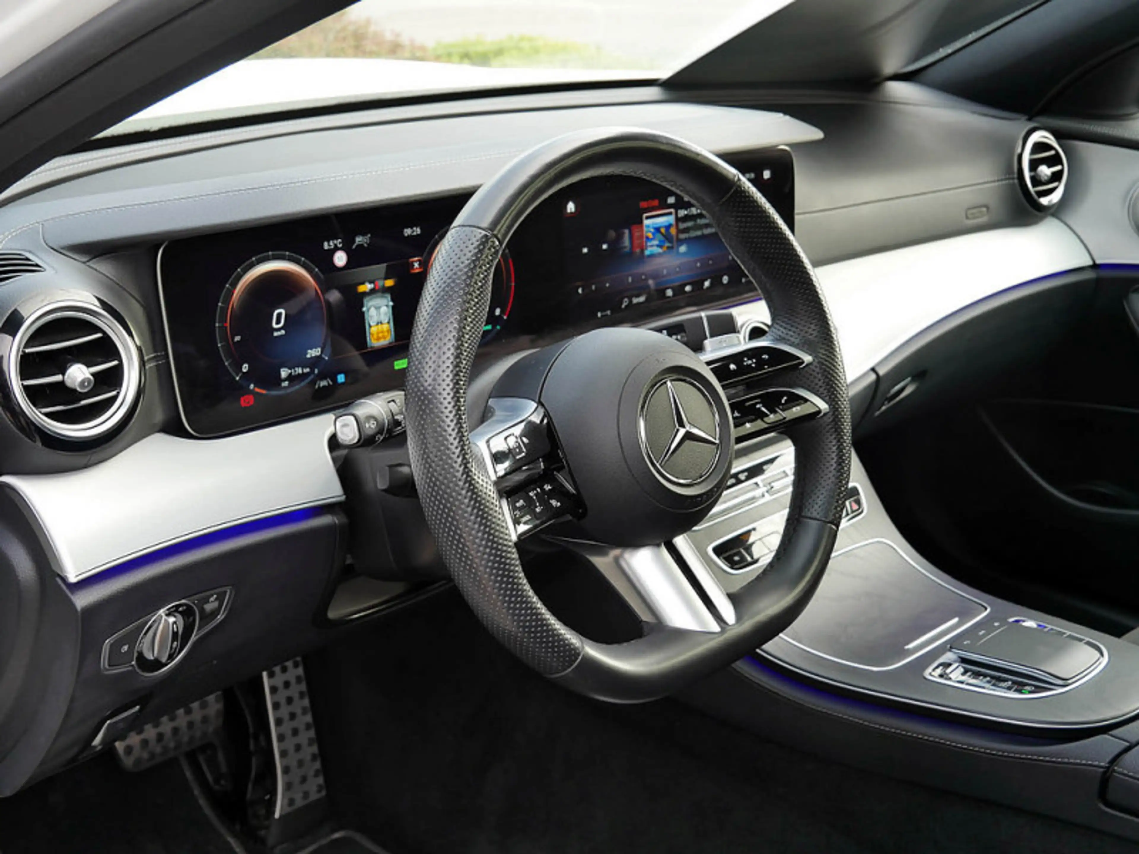 Mercedes-Benz E 450 T 4M AMG BURM NIGHT WIDE MEMO 360 AHK SPUR — photo 13