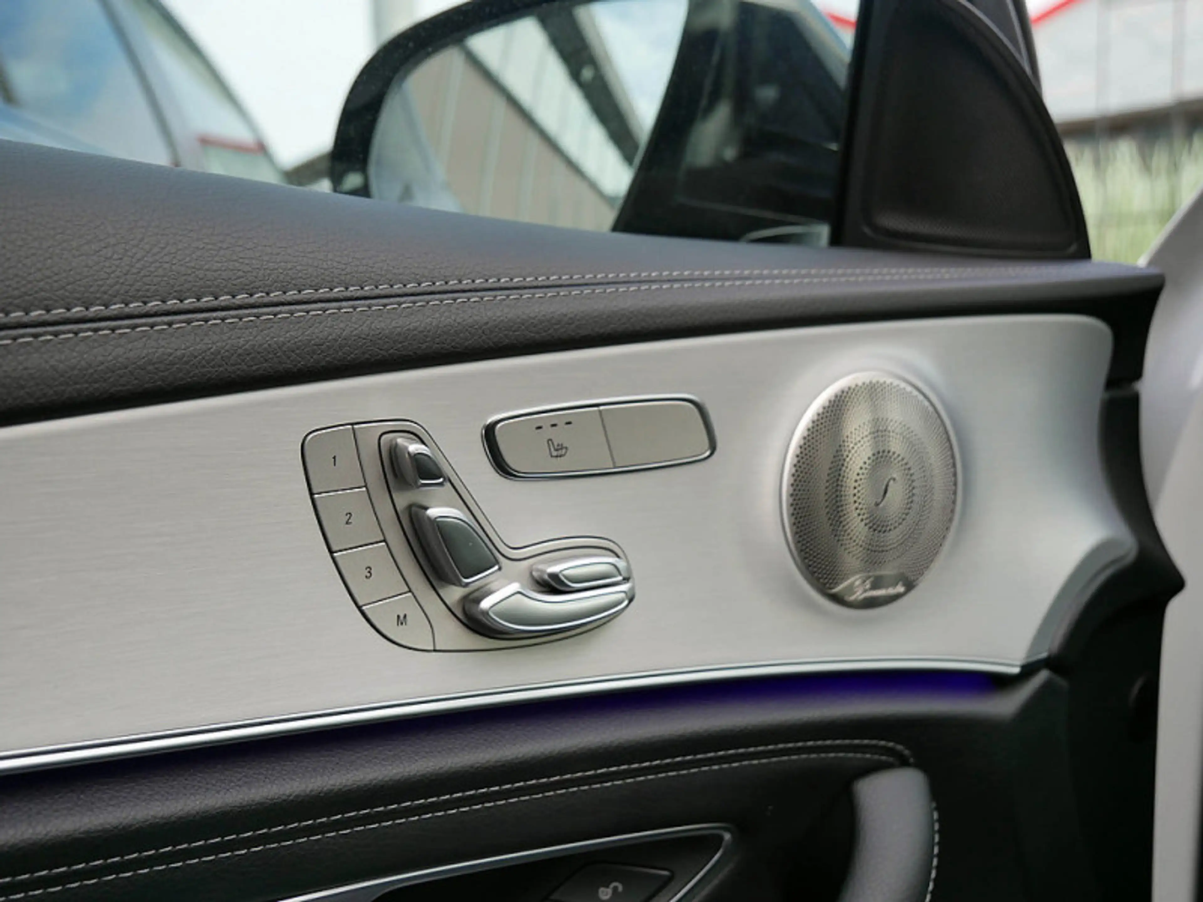 Mercedes-Benz E 450 T 4M AMG BURM NIGHT WIDE MEMO 360 AHK SPUR — photo 15