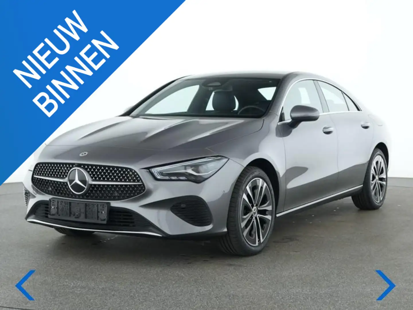 Mercedes-Benz CLA 200 Luxury Line Grijs - 1