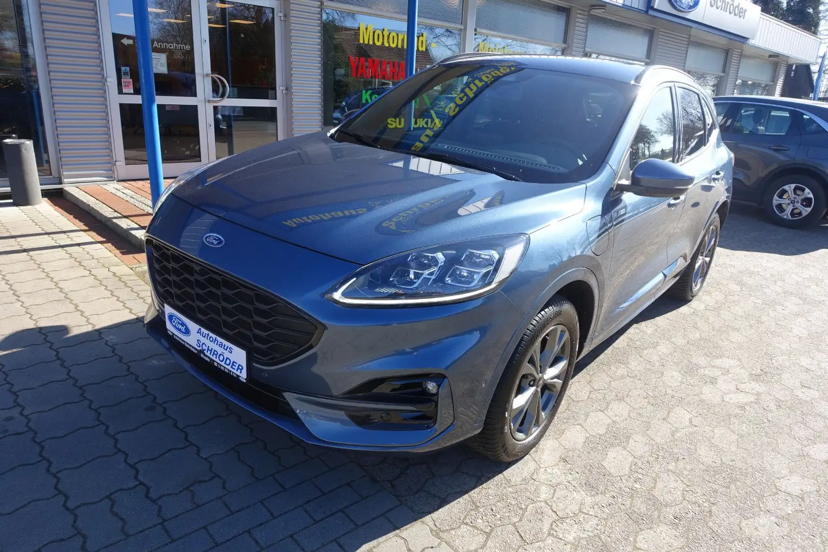 Ford Kuga Plug-In Hybrid ST-Line X - 2,5PHEV / AHK Blau - 2