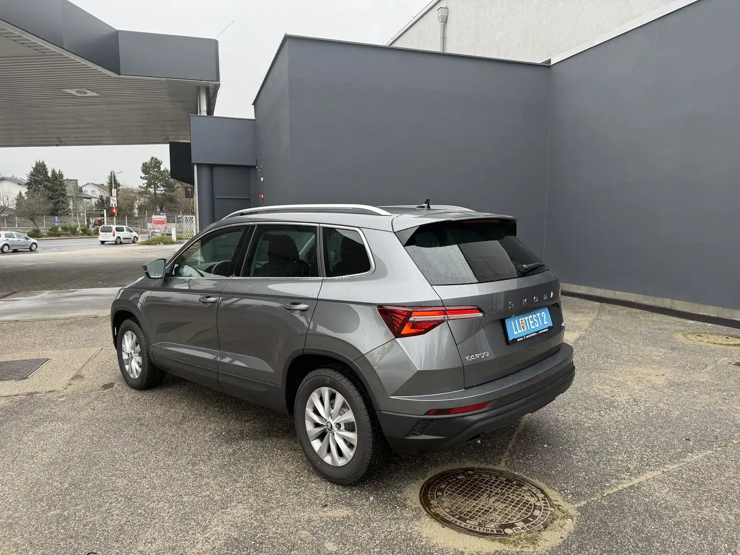 Skoda Karoq Škoda Karoq 4x4 Selection TDI DSG Gris - 2